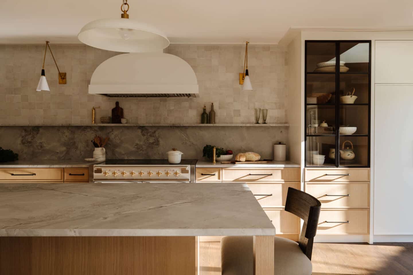 Interior design psychology - a neutral kitchen flooded with natural light