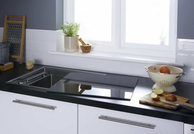 Magnet kitchens Show & Hide Sink